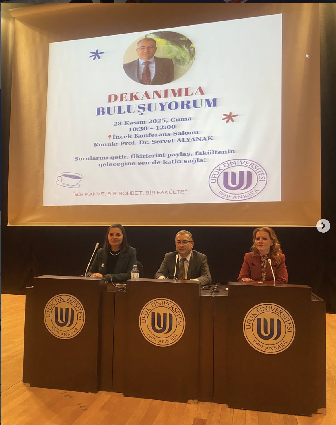 Ufuk Üniversitesi Hukuk Fakültesi olarak bugün “Dekanımla Buluşuyorum” etkinliğinde öğrencilerimizle bir araya gelmenin mutluluğunu yaşadık!