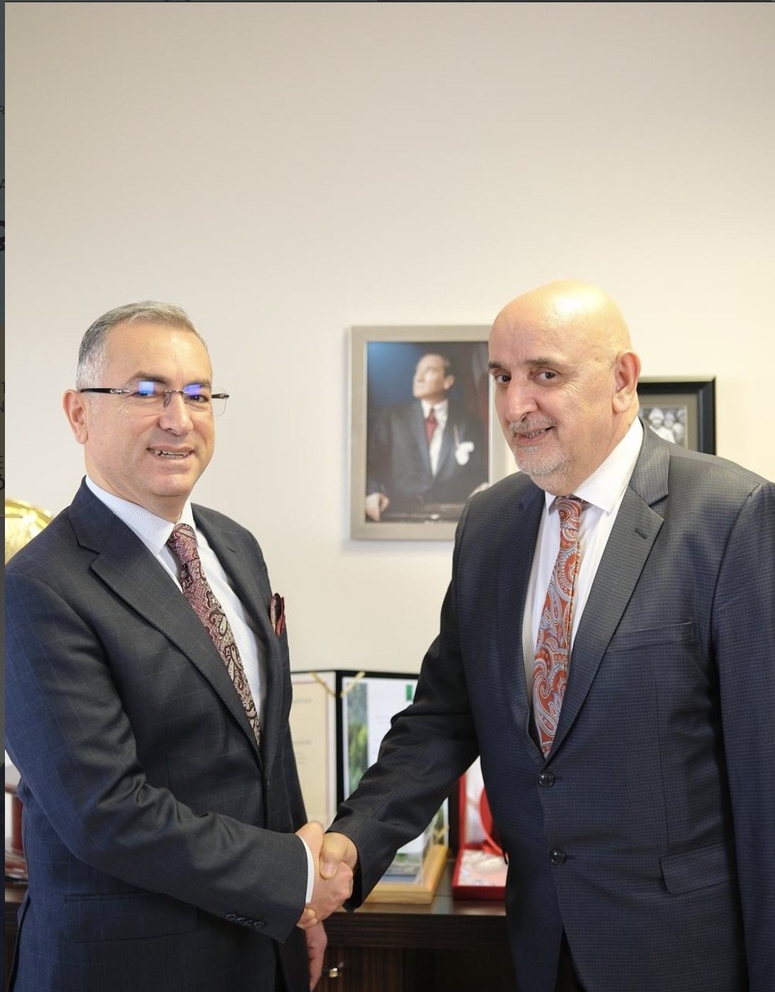 Prof. Dr. Mustafa AKKAYA Ufuk Üniversitesi Hukuk Fakültesi ailesine katıldı.